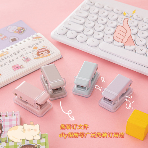 Cute flower mini hole punch student diy hand punch machine single hole labor-saving loose-leaf hole punch