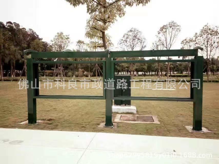 广东厂家直供户外防水宣传栏学校不锈钢宣传栏橱窗仿古文化公告栏