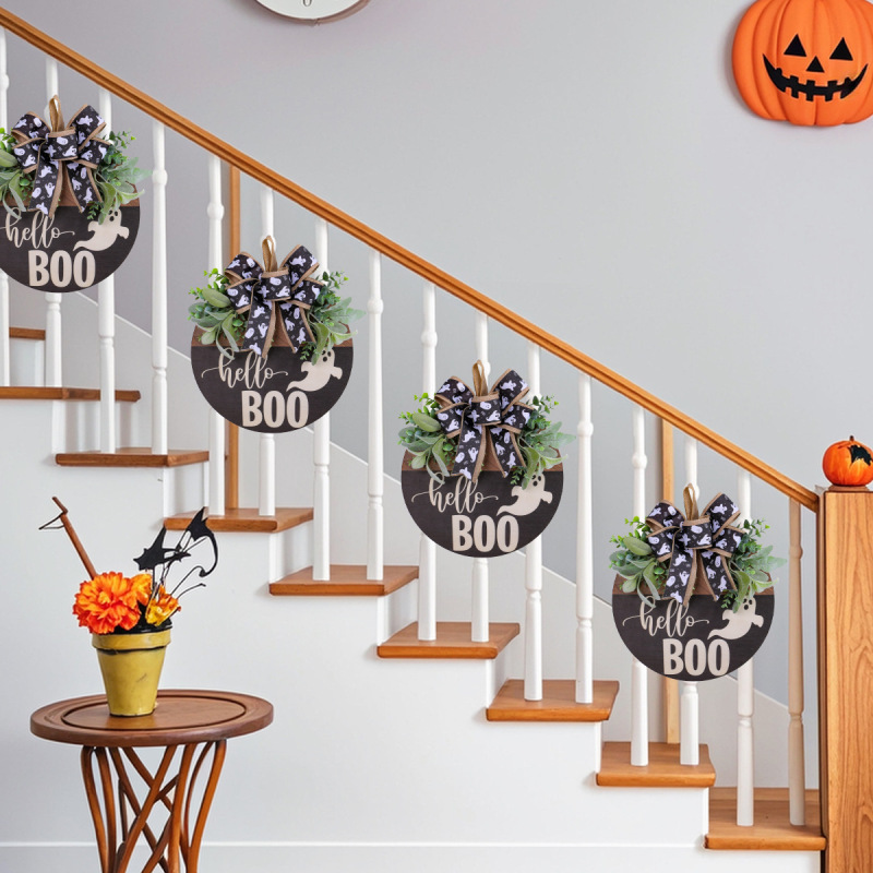 国境を越えたハロウィーンの白い幽霊BOO木製の表札のペンダント祭りの黒いリボンの木製のショーウインドーの装飾カード|undefined