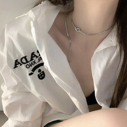 New original knotted necklace titanium steel non-fading cold style versatile short pull clavicle chain necklace