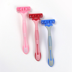 Manual shaving razor for underarm and private area—women's exclusive hair removal tool, featuring a shaving blade designed specifically for women to neatly trim pubic hair.