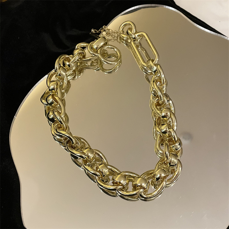 Fashion Thick Chain Ot Buckle Necklace display picture 7