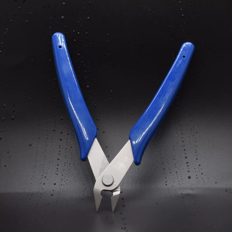 Small scissors, electronic pliers, 5 inch