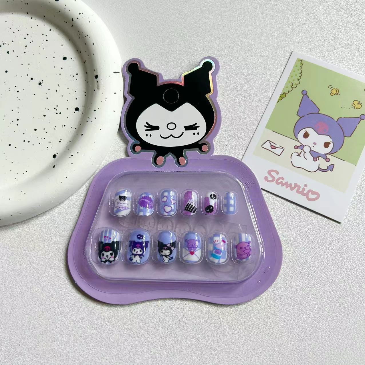 Niños dibujos animados estereoscópicos pegatinas de uñas niñas parches de uñas bebés desmontables impermeables uñas al por mayor