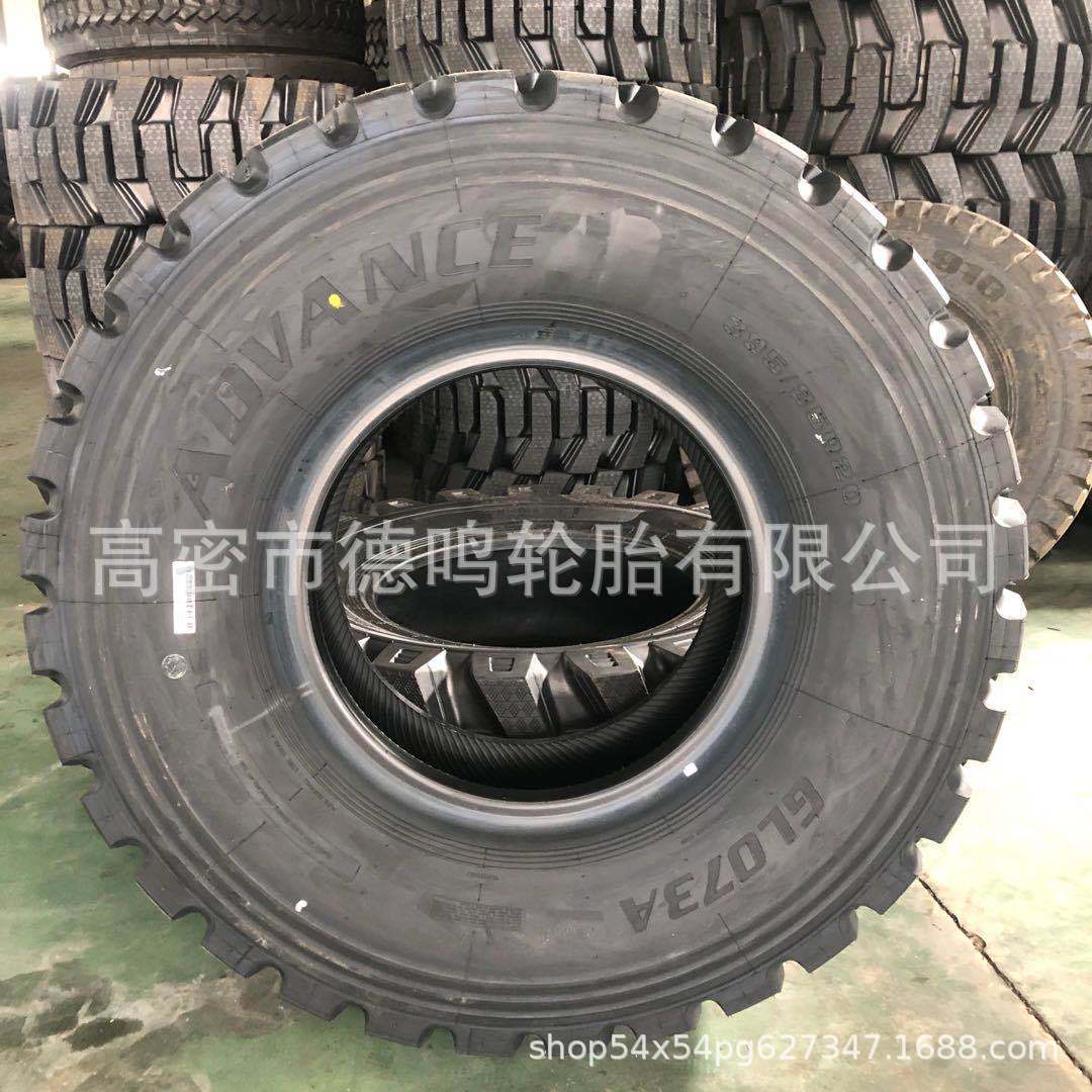 Neumático de camión de bomberos de triángulo delantero 335/365/395/80/85R20 GL073A patrón todoterreno genuino