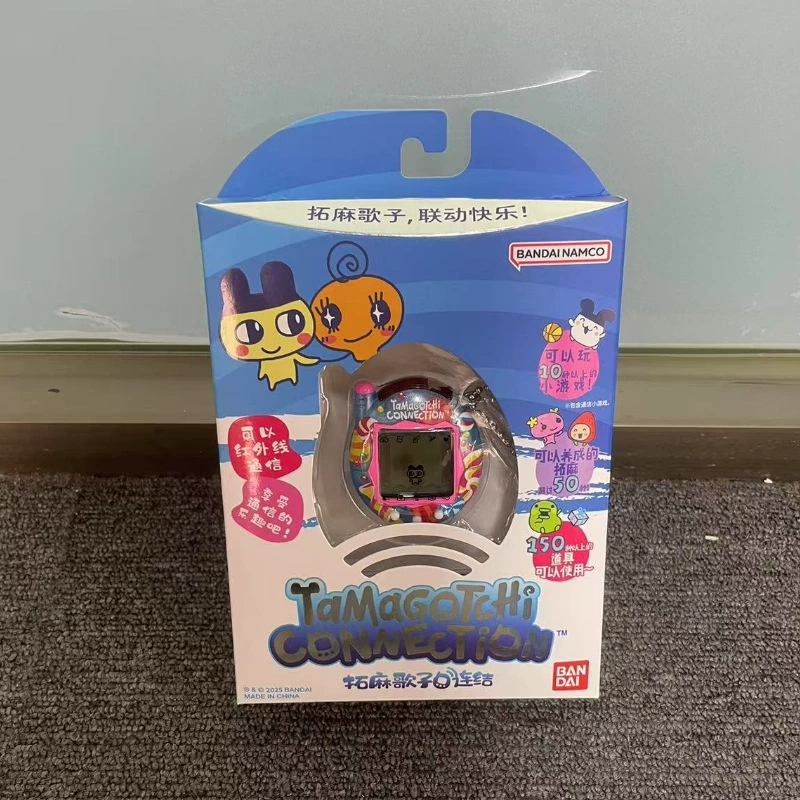 Игрушка виртуальный питомец Bandai Tamagotchi Connection — реплика и подключаемые модели, разные цвета (12 коробок)