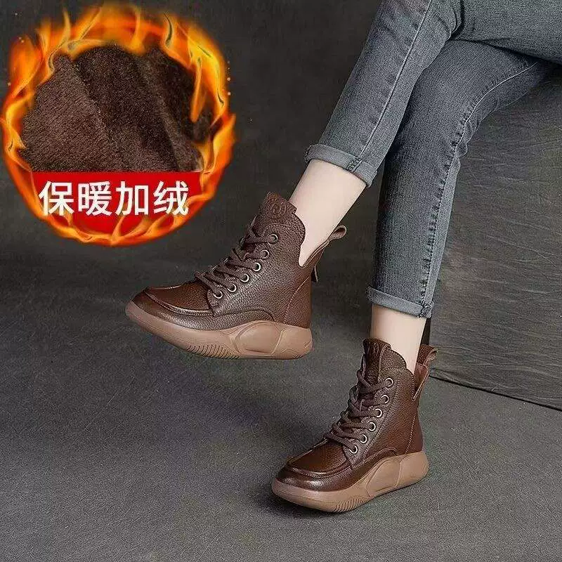 Короткие ботинки из мягкой кожи, ботинки Мартин, новые осенние женские ботинки, дышащие, повседневные, универсальные, высокие туфли на толстой подошве на шнуровке.