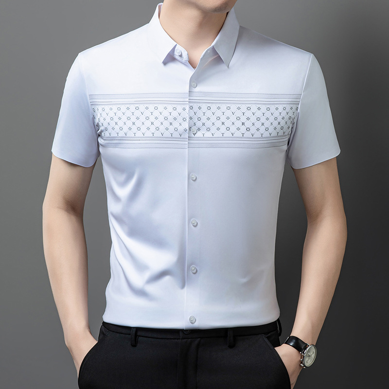 Fashionable shirt for leisure