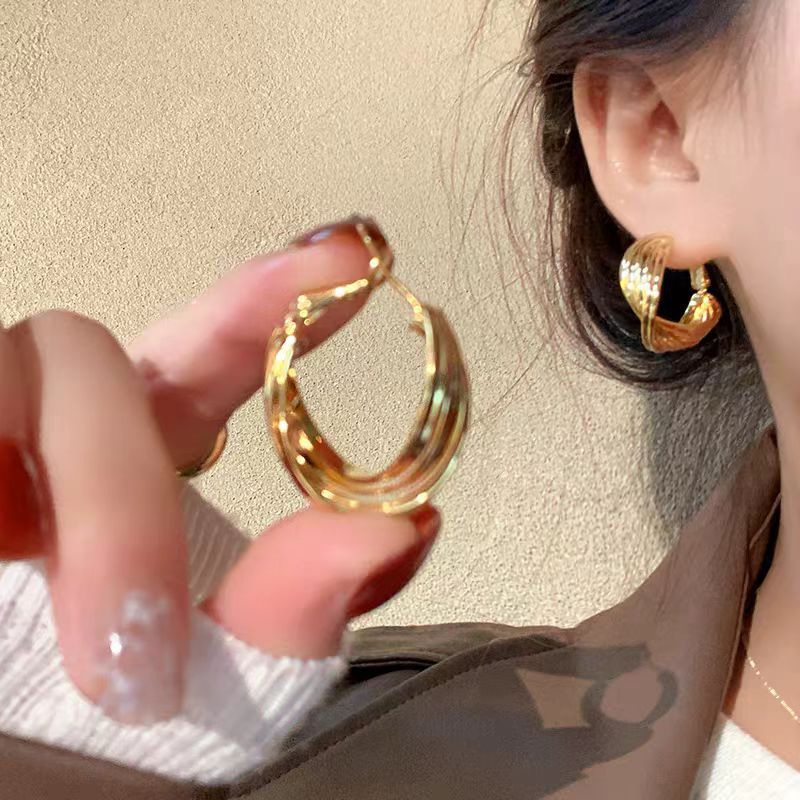 Gold retro hong kong style earrings