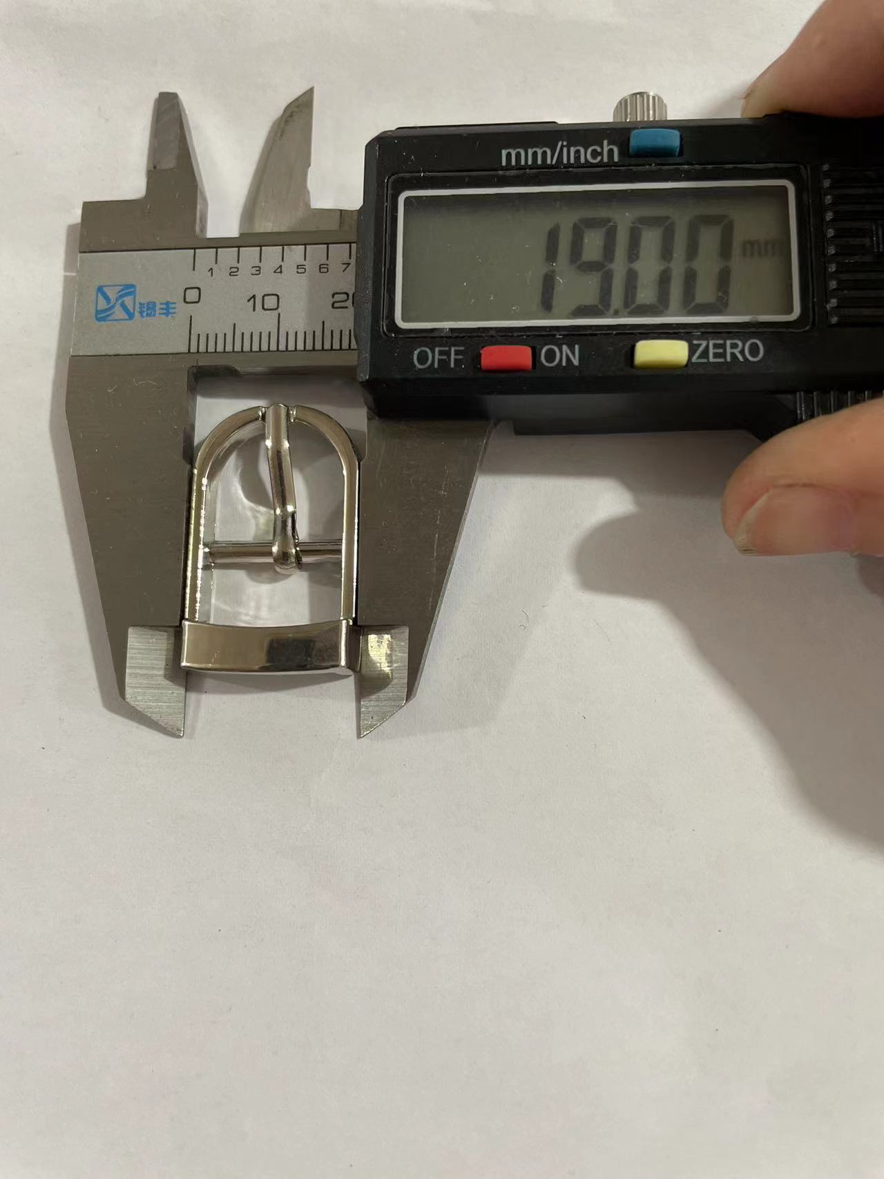 de0317ad-c212-42d1-ac5b-4b6f8c