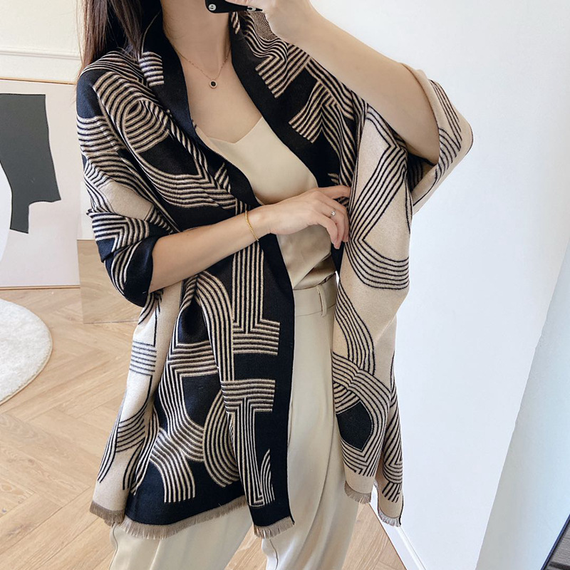 2021 estilo coreano versátil nueva bufanda de cachemira invierno de mujer engrosada cálida bufanda de dos colores de doble cara chal de doble uso