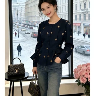 2026小众蝴蝶刺绣长袖收腰衬衫女大码显瘦假腰带设计感上衣春季潮