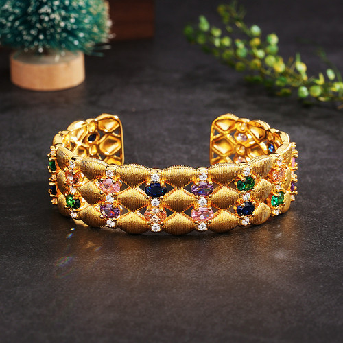 European and American trendy personalized women's colored stone bracelets plated with 18k gold and inlaid with colored zircon bracelets open accessories wholesale