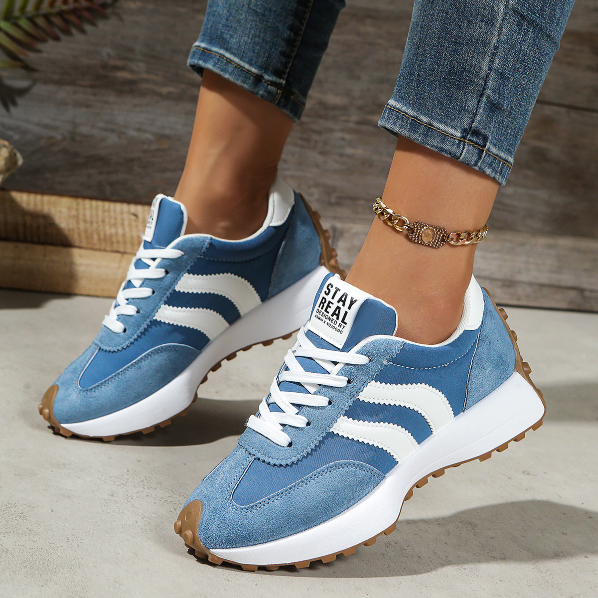 2026 primavera nueva mujer zapatos deportivos casuales de suela gruesa moda versátil transfronteriza cómodos gran tamaño al por mayor