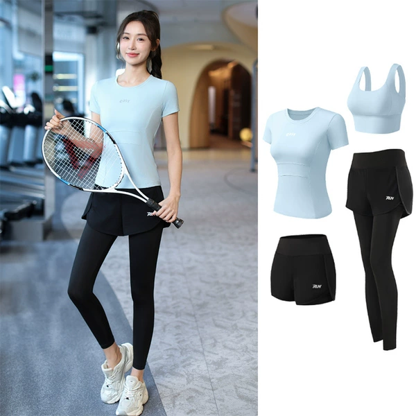 ≯Sky blue [short-sleeved] four-piece set (black pants)