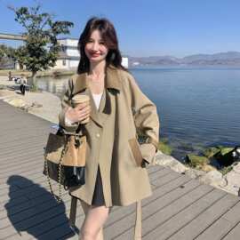 春装新款！大量现现！撞色拼接风衣外套---