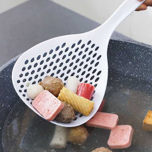 Japanese large colander kitchen long handle dumpling noodle spoon household fried Malatang strainer draining spoon