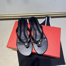 �F؛2025�ļ��r����Ƥ������Ů�����⴩�Aֺ��Ьܛ�׷���ɳ��Ь��