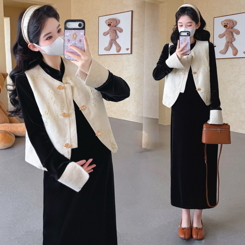 2026 Autumn Fashionable Internet Celebrity Style Slimming New Chinese Style Exquisitely Crafted Maternity Vest + Base Skirt Maternity Set 2026 Autumn Fashionable Internet Celebrity Style Slimming New Chinese Style Exquisitely Crafted Maternity Vest + Base Skirt Maternity Set