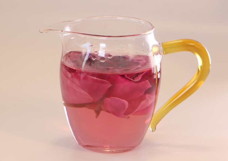 Mo Hong Rose Bud Tea Dried Yunnan Rosa Rugosa Flower Crowns Freeze Dried Edible Herbal Floral Tea 30g Jar overview