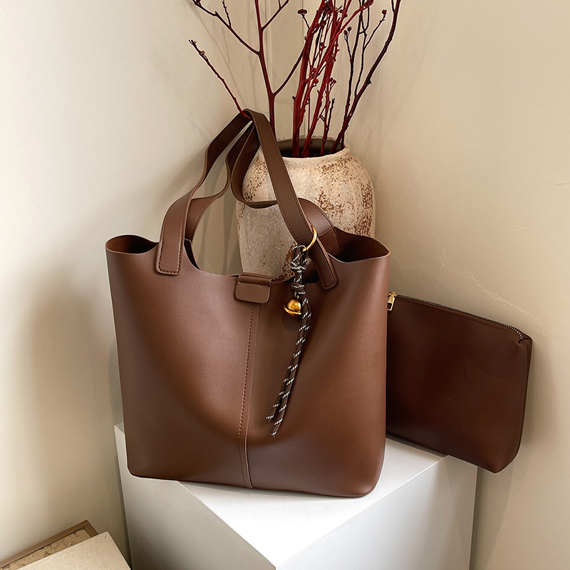 Bolsa universal simple para mujeres de gran capacidad 2024 nuevo otoño invierno ocio de hombro para niños bolsas de compras para viajar