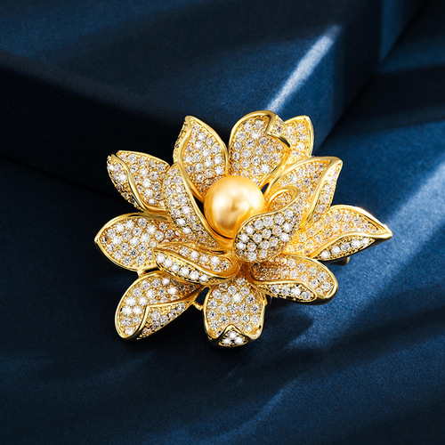 Shengshi Lotus Brooch, High-end Women's Exquisite Luxurious Corsage,  New Trendy Flower Pin, High-end Accessories