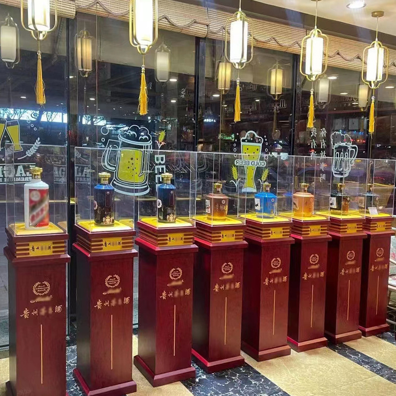 定制批发实木酒架酒瓶柜木质白酒展示架多种名酒摆件酒柜亚克力罩
