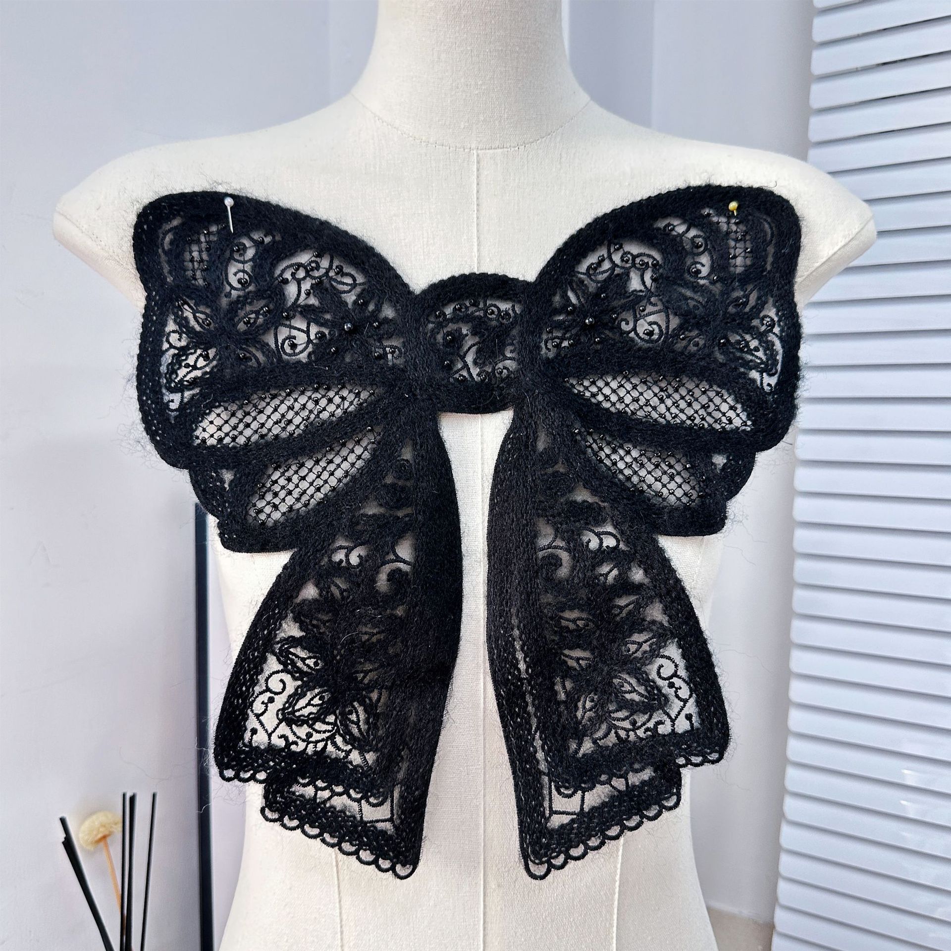 H4025 블랙 대형 손바느질 비즈