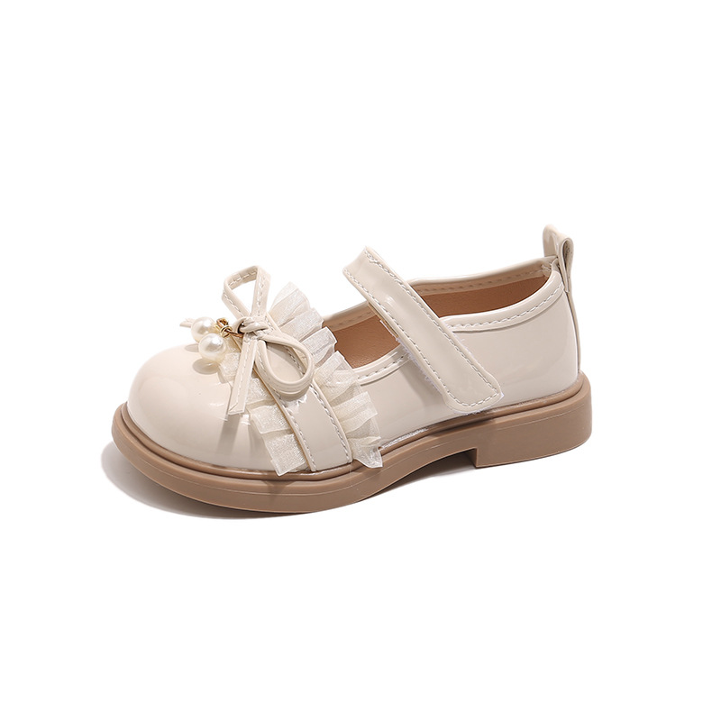 Zapatos de cuero de niñas Lolita dulces zapatos de princesa primavera y otoño 2025 nuevos zapatos de arco de estilo extranjero zapatos de espectáculo de chicas