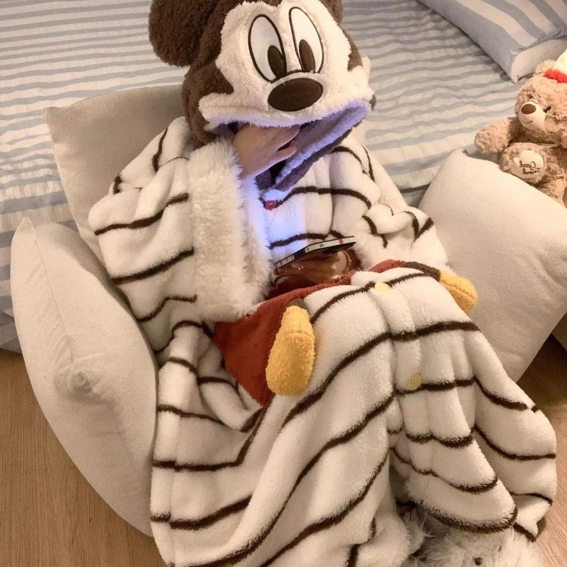 Pajamas for Women Autumn and Winter Hooded Coral Velvet Fleece-Lined Thickeneded 2025 New Cartoon Cute Home Wear Pajamas Set