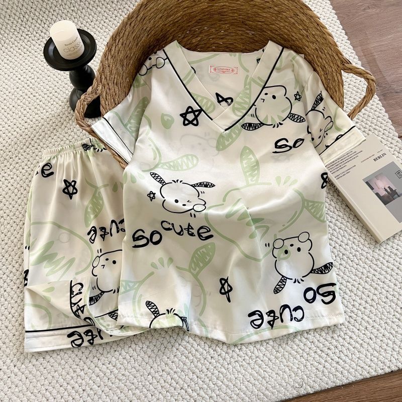 Pijamas de verano al por mayor transfronterizos de seda de manga corta delgada y suelta de cuello en V de mujer simulación de dibujos animados set de ropa para el hogar