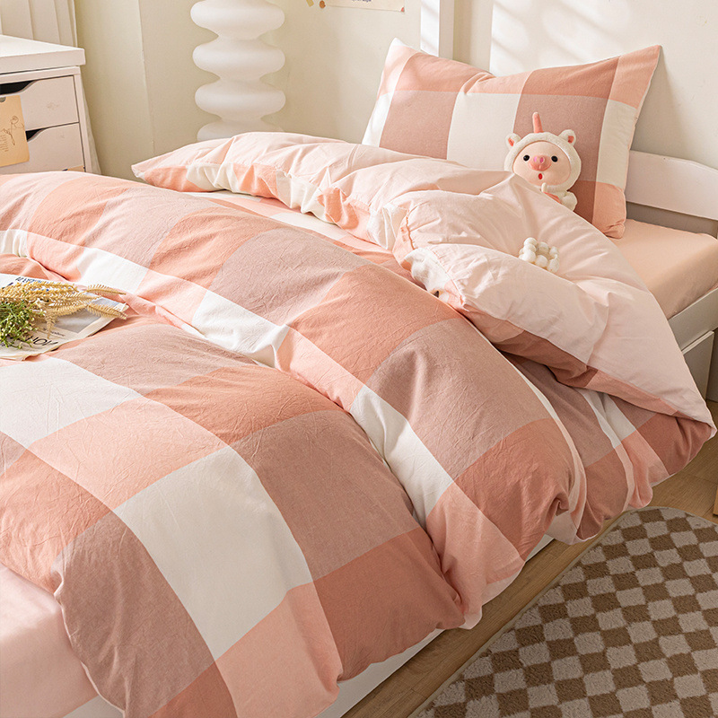 Verano dormitorio universitario conjunto de algodón de tres piezas 2025 nuevo estilo funda de edredón de algodón sábana cama de cuatro piezas ropa de cama