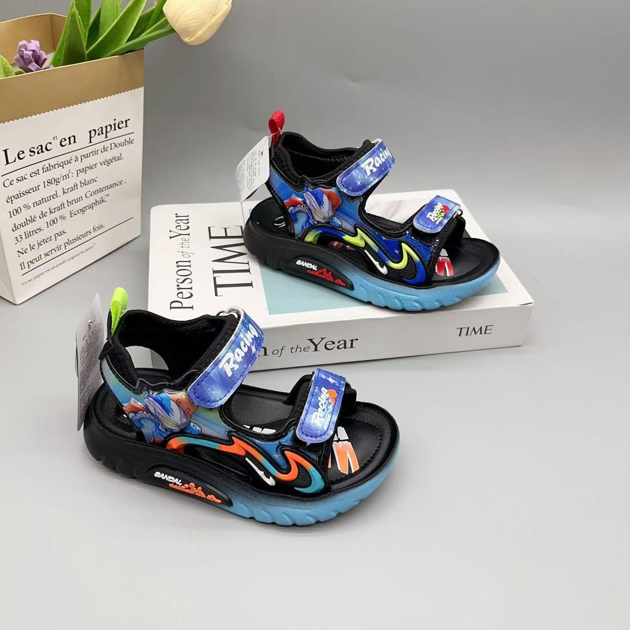 Children's fashionable sandals
