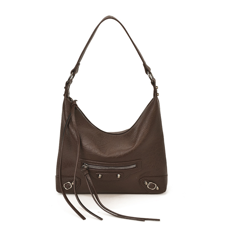 Versatile Women's Rivet Shoulder Bag Large Capacity Crossbody Tote_voghion.com