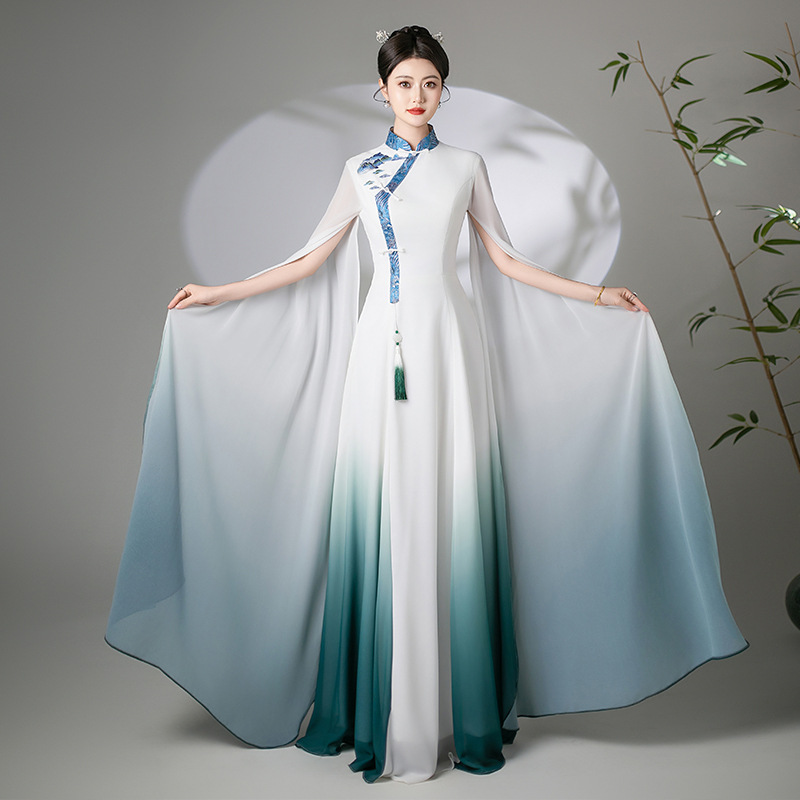 2025 New White Cheongsam New Chinoiserie National Style Elegant Performance Clothing Retro Slim Catwalk Long Dress