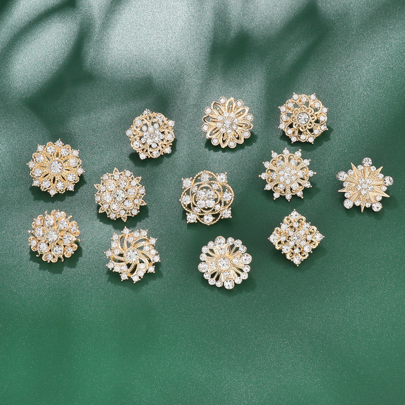 Cross-Border Hot-Selling Retro 12-Piece Brooch Set Alloy Rhinestone Compact 12-Piece Brooch Card Dress Outwear Accessories