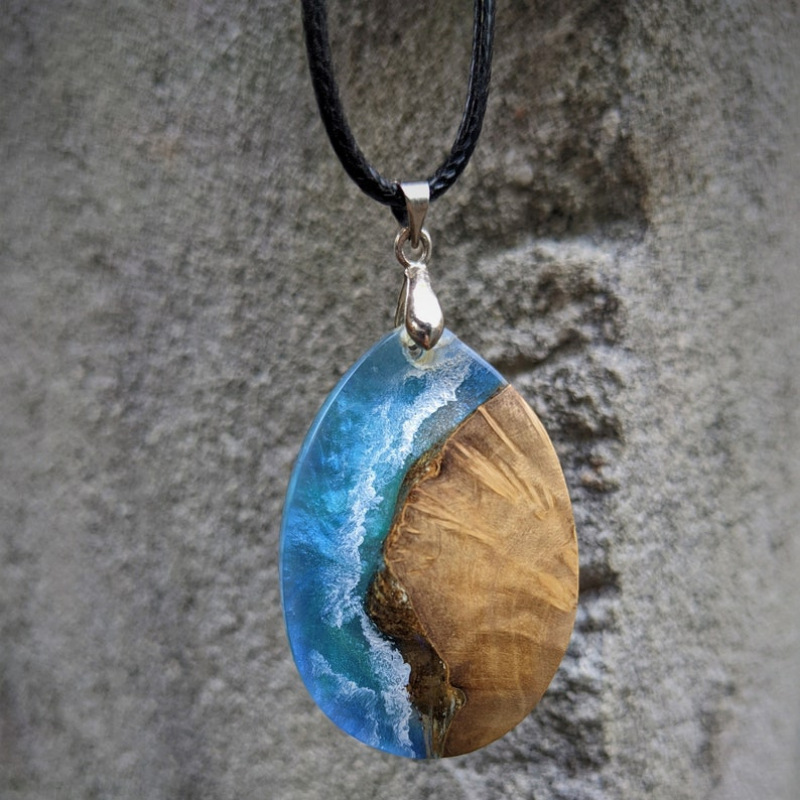 Marine beach pendant