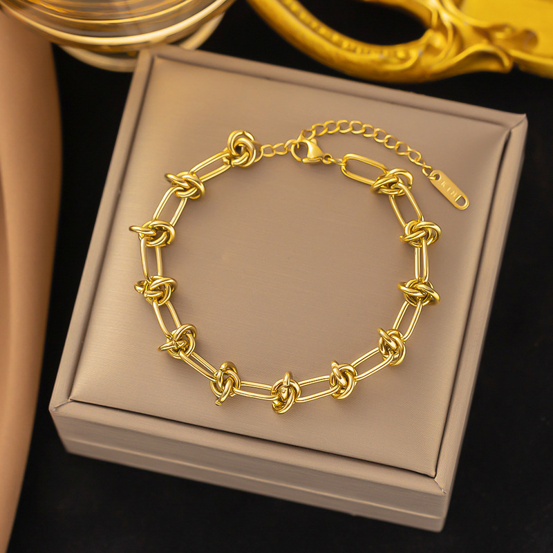 クロスボーダー東莞チタン鋼ジュエリー色褪せない新しい日本と韓国のアクセサリーブレスレット女性用 18K ゴールドファッションライト高級ハイエンド|undefined