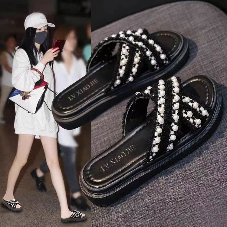 2024 New Fairy Chanel Style Pearl Slippers Women's Summer Outfit Thick Bottom Crossover Slides Beach Sandals Fashion