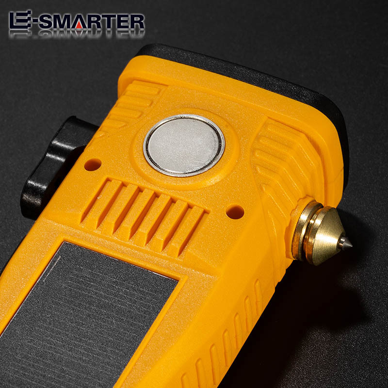 lámpara de emergencia solar transfronteriza montada en vehículo adsorción magnética fuerte martillo de ventana cinturón de seguridad cuchillo de corte luz de trabajo de largo alcance superbrillante