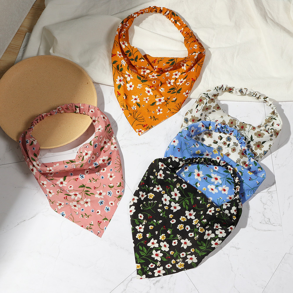 New Fashion Retro Flower Triangle Scarf Elastic Hair Band display picture 1