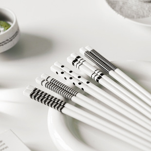 ��} �����մɿ��� ���p�b��ù�¹ǴɶY�����b����һ��һ��������