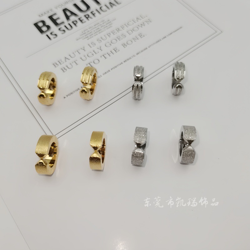 European and American fashion high-end sense frosted geometric earrings without ear hole circle titanium steel simple personality ear clip earrings
