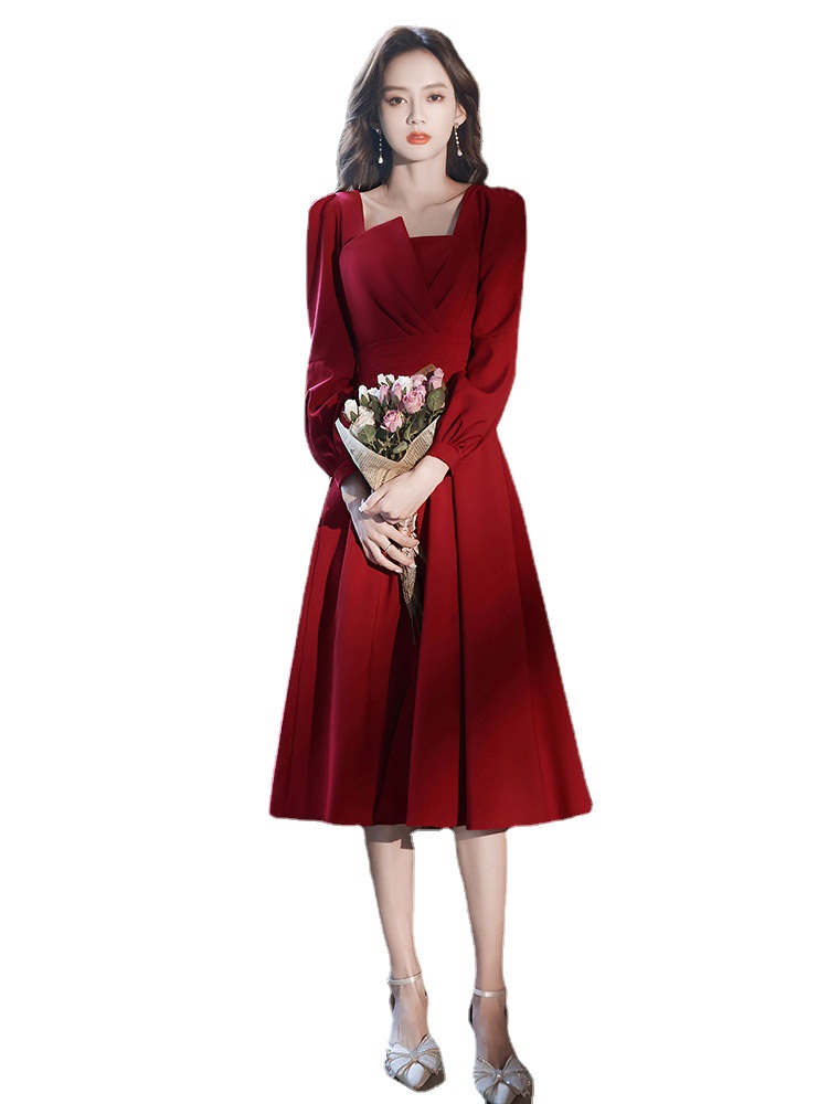 Vestido de novia para brindis 2026, nuevo vestido rojo de manga larga de verano, largo medio, para compromiso, regreso a casa, boda, o noche de gala.