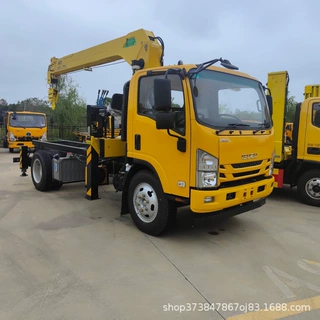 随车吊   五十铃 庆铃 出口五十铃中亚ISUZU  5吨随车起重运输车