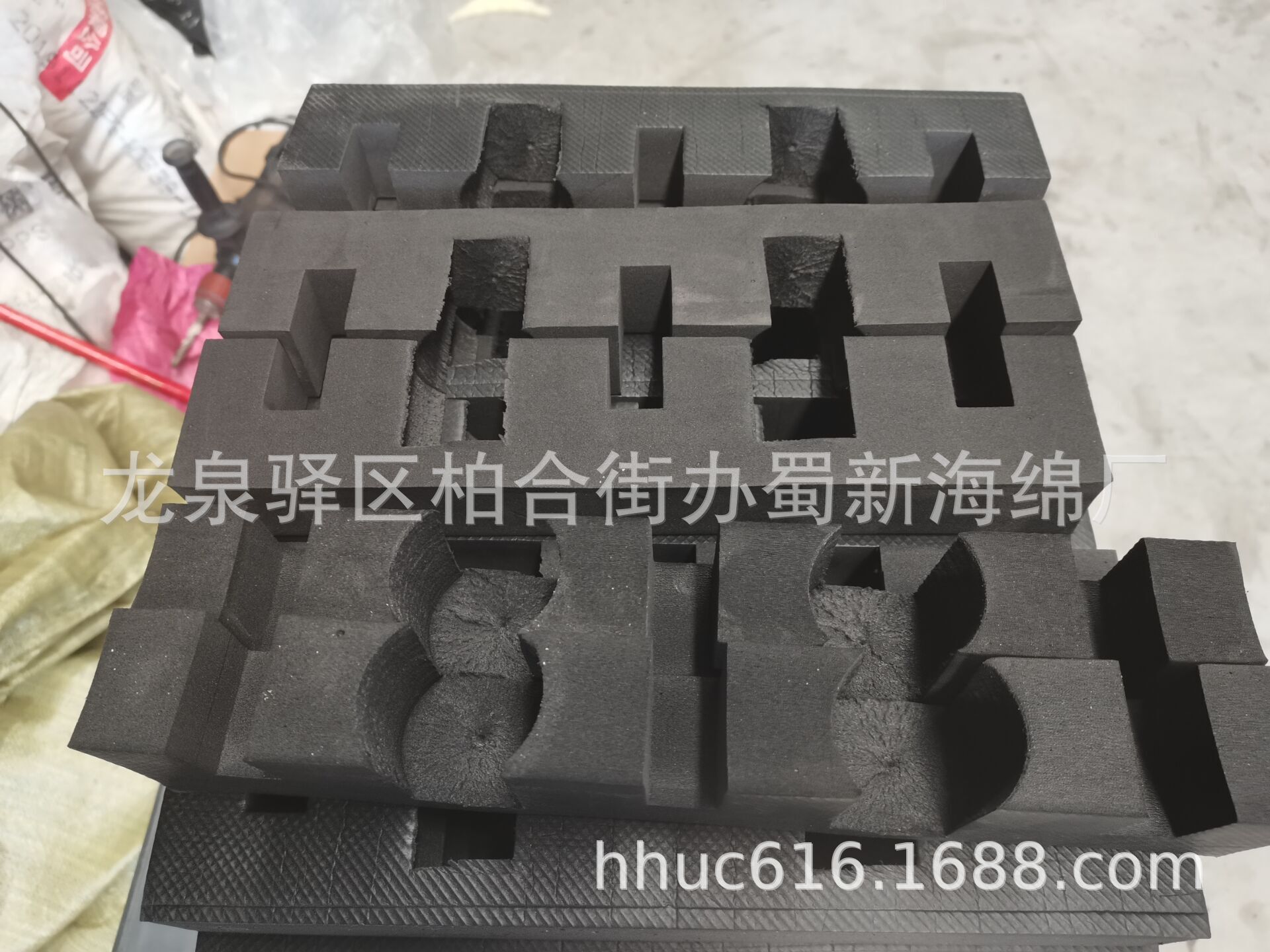 供应黑色eva卡槽泡沫 器具防撞eva卡条 配件防震包装泡棉