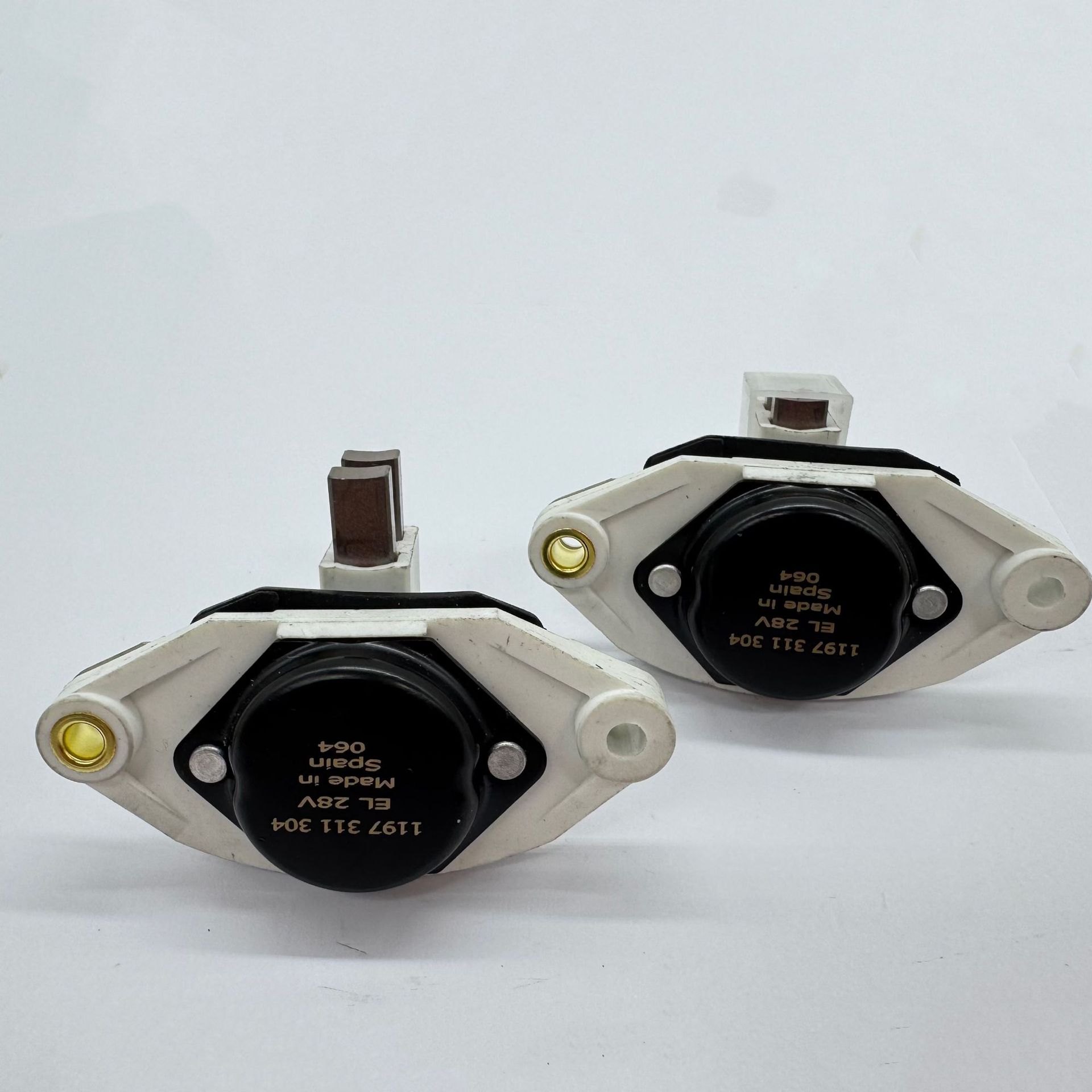 Suitable for Bosch Ib362 Generator 14V28V55A Mercedes-Benz Truck Generator