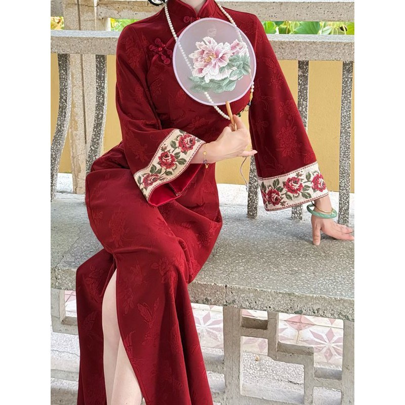 Chinese-Style New Red Engagement Embroidered Cheongsam Autumn and Winter Long-Sleeve Toast Dress with Red Wall Butterfly Inverted Large Sleeves