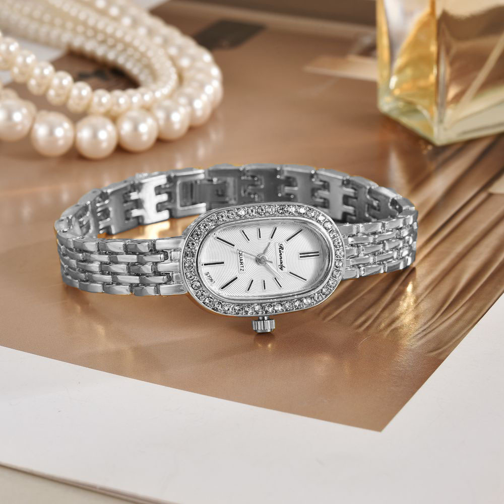 Nueva chica de estilo coreano temperamento pequeño cuadrado brazalete de diamantes temperamento de moda cinturón de acero para mujer reloj de cuarzo para mujer