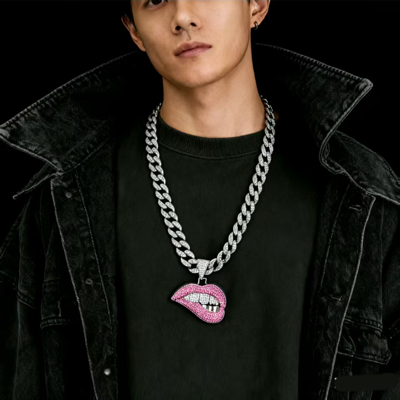 Personalidad hip hop diamantes de color sexy mordida labios moda creativa colgante hip hop cubano accesorios de cadena collar para hombres